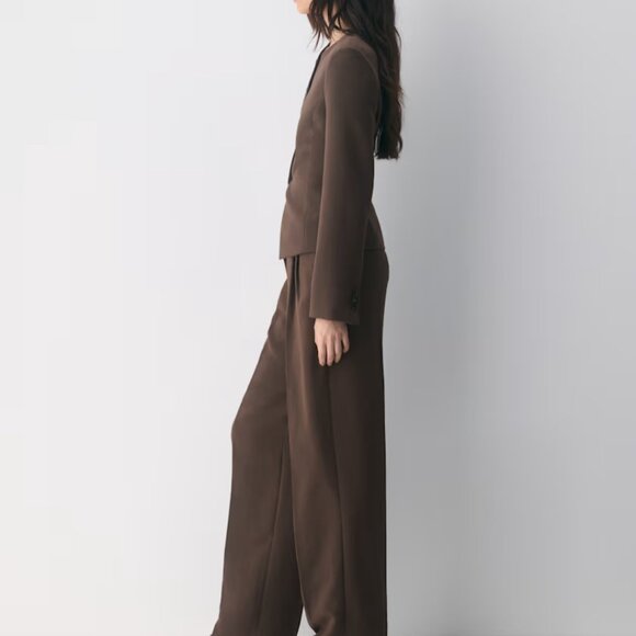 NWT Aritzia WILFRED Regal Blazer - Crepette Rich Mocha Brown 8 - Picture 3 of 12